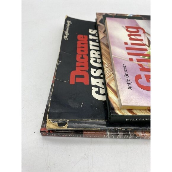 Cookbooks On Barbecue Bbq - Grilling Meat Vegetables Cookbooks - Lot Of 4 HB PB - Picture 4 of 16